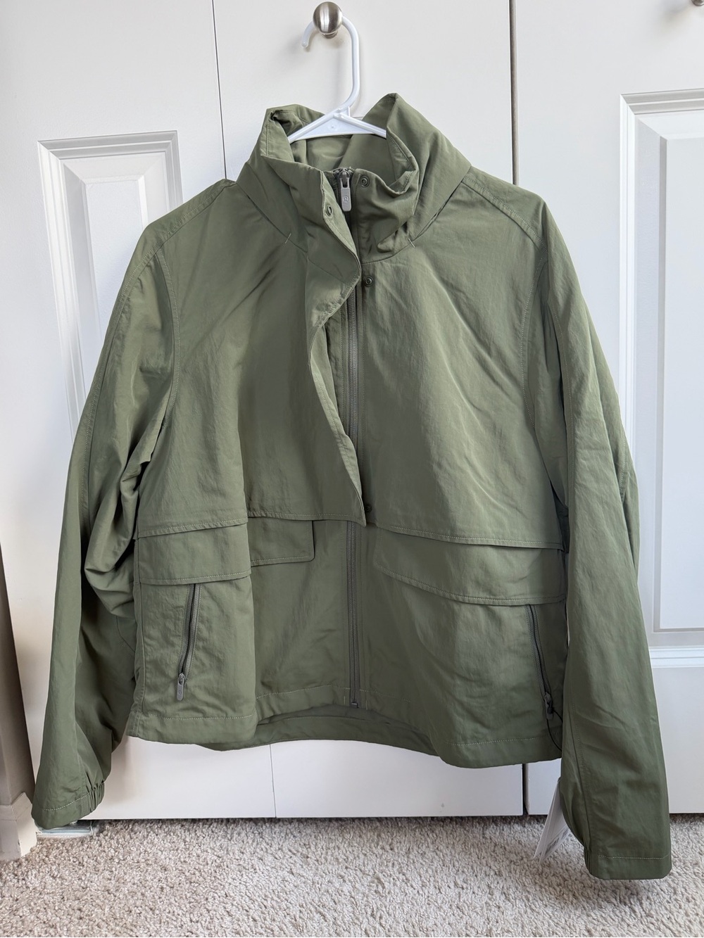 Lululemon Always Effortless Jacket
Medium Olive Size 10 - Picture 7 of 13
